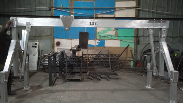 Алюминиевый козловой кран для Института Химии СПбГУ