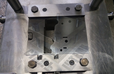 Штамп вырубной (вырезной)