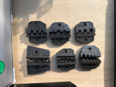 Пресс-клещи электрические EM-6B2